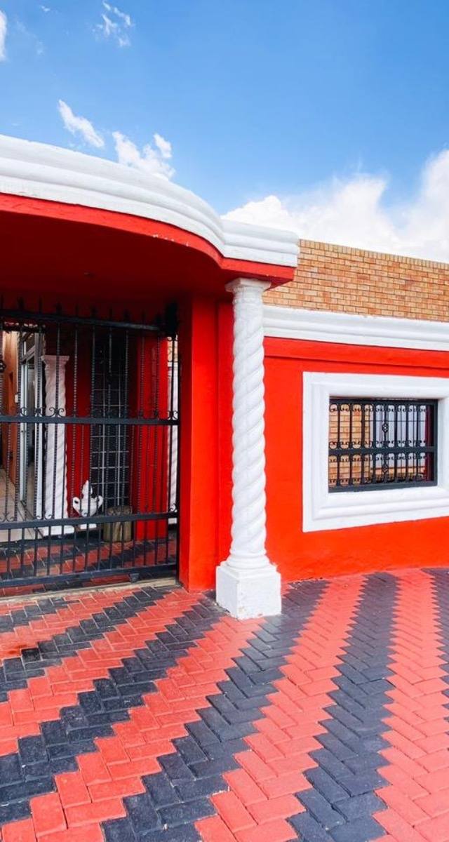 Student accommodation in Orlando West listing photo