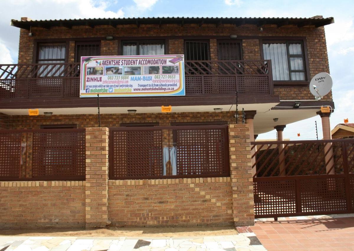 Makentshebuildings-Pimville accommodation